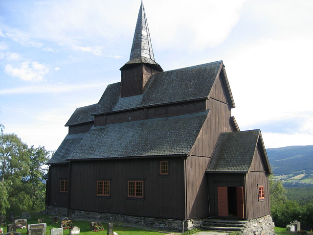 Høre Stavkyrkje