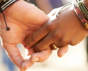 ¿Se puede aprender a mantener un matrimonio feliz?