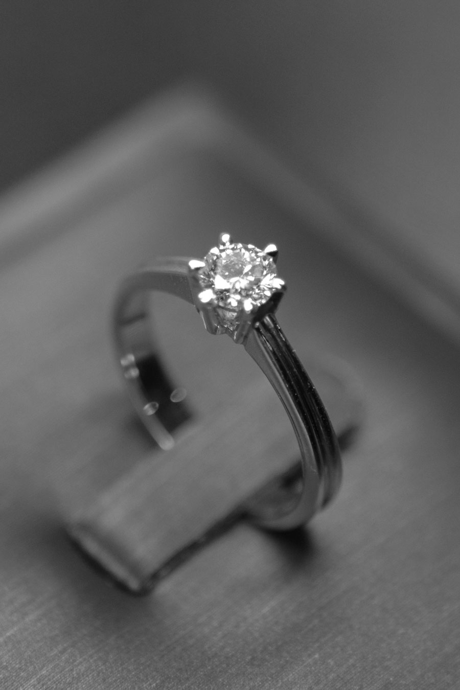 diamond-ring