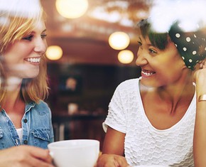 A Coffee Shop Conversation: Purses, Love, and the Baha’i Faith