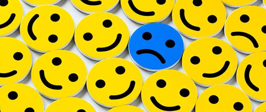 Realist or Idealist: Who is Happier?
