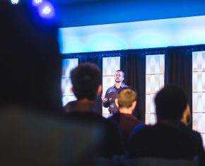 armando-troche-speaking-2