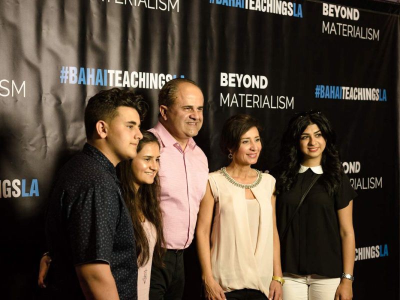 beyond-materialism-photo-op-11