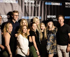 beyond-materialism-photo-op-12