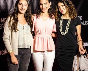 beyond-materialism-photo-op-4