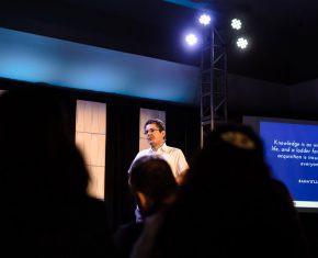 dr-fares-hedayati-speaking-2