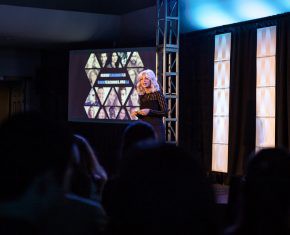 gouya-zamani-speaking