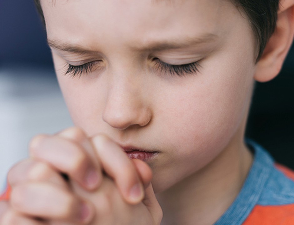 My 3-Year-Old Says His First Prayer