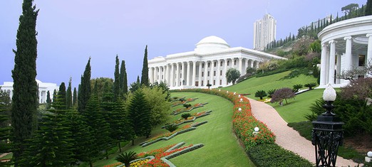 The Remarkable Genesis—and Genius—of the Baha’i Administration