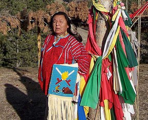 A Lakota Medicine Man Teaches the Doctors