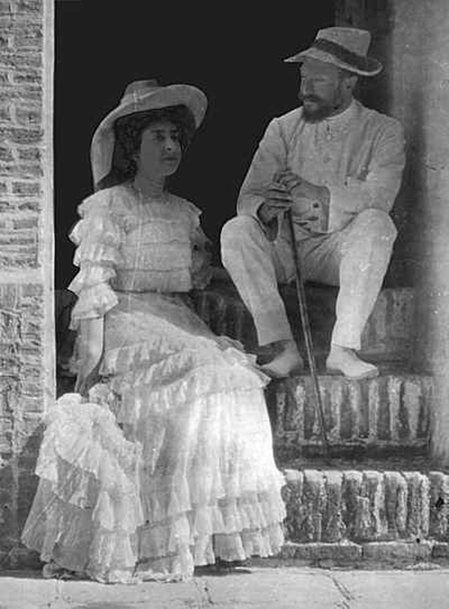 Laura Clifford Barney with husband Hippolyte Dreyfus in 1906.