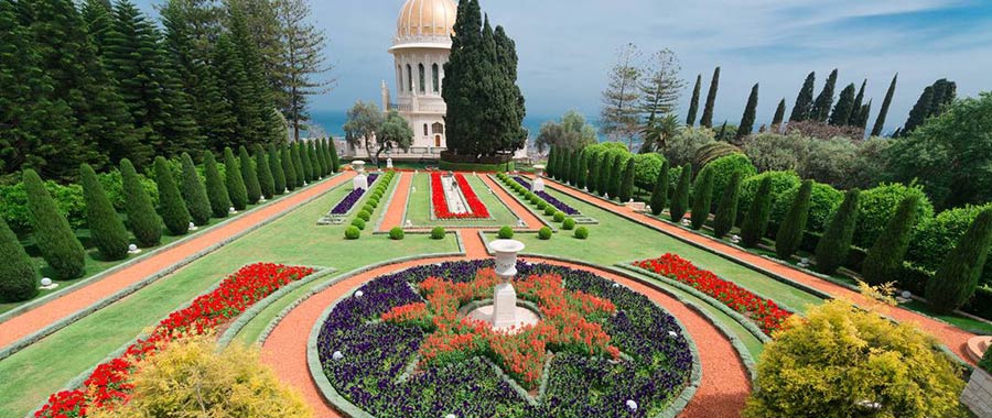 A Garden’s Beauty: Does It Have a Role in Our Inner Growth?