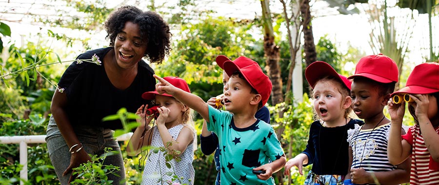 Placing Service to Humanity at the Center Of Our Lives