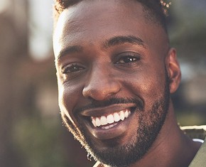 La sonrisa como un medio hacia los corazones