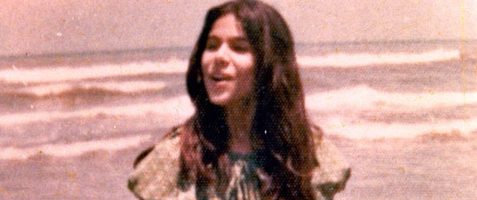 Mona: El poema que puede encender el mundo en llamas