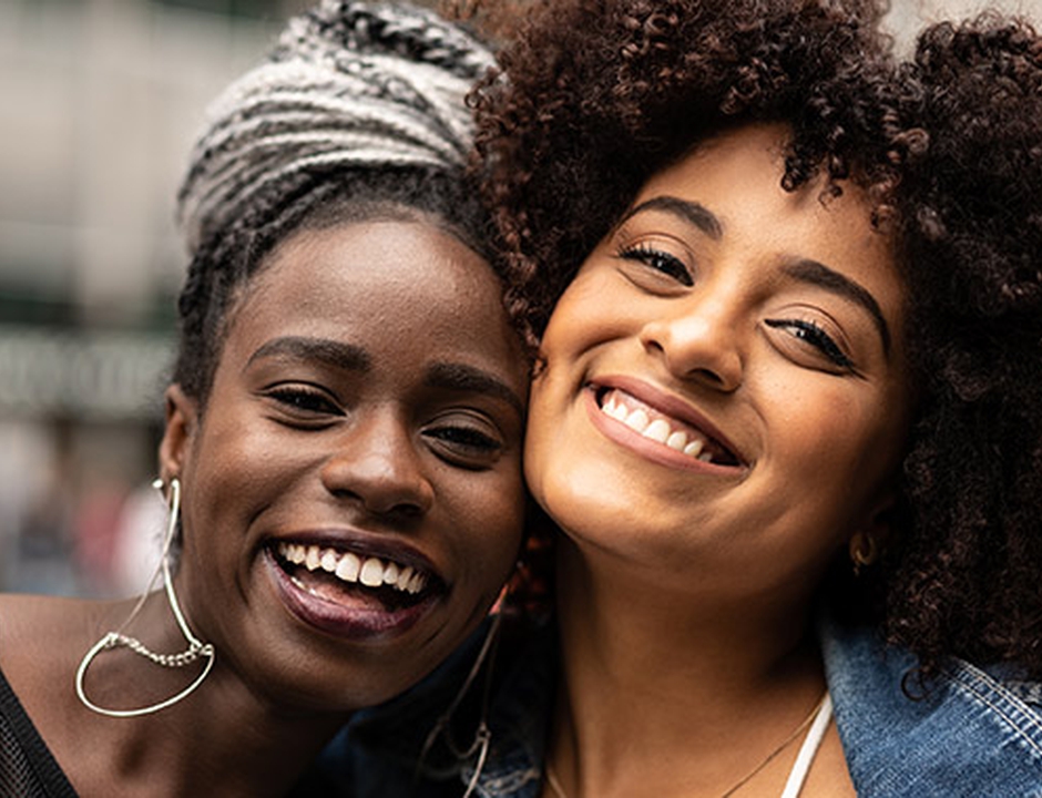 How a Baha’i is Helping Marginalized People Feel Confident in Their Skin