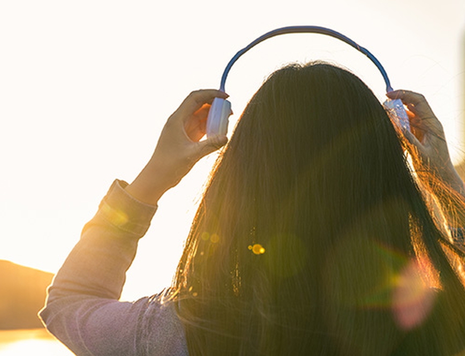 The Music that Makes a Ladder for My Soul