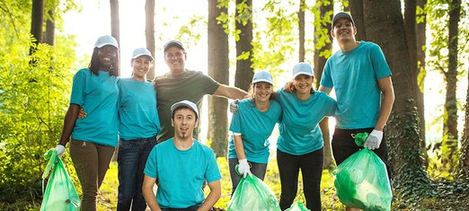 The Benefits of Making Community Service a Part of Your Work