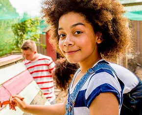 How to Find Volunteer Work That Inspires Your Sense of Service