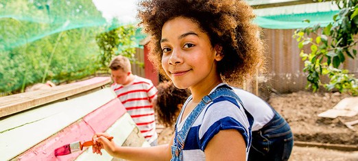 How to Find Volunteer Work That Inspires Your Sense of Service