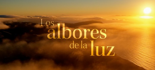 Los albores de la luz: una película sobre 8 vidas únicas en busca de una verdad espiritual