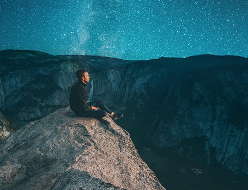 Can Reason Prove that a Creator Exists?