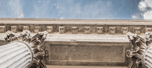 Recompensa y castigo: ¿Cuál realmente previene el crimen?