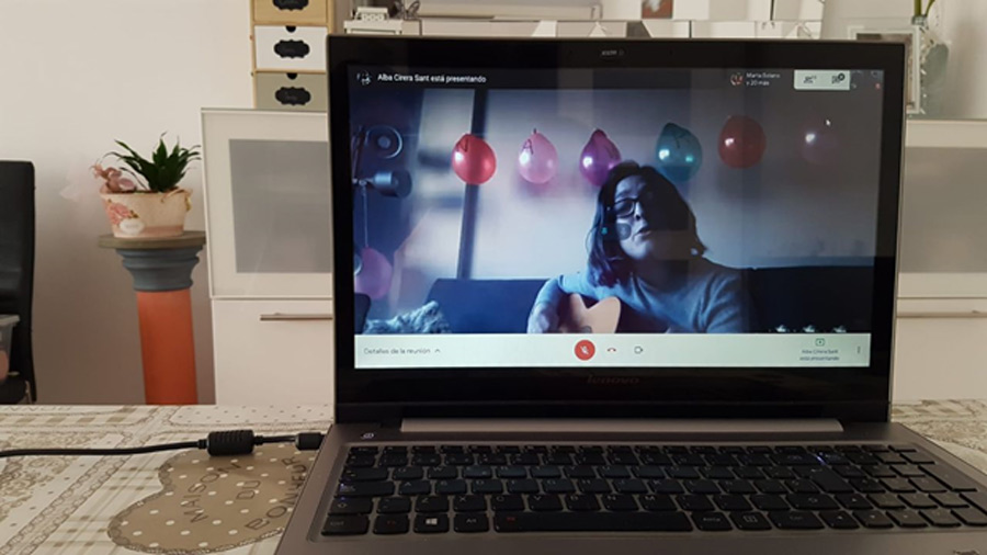 Baha’is in Spain celebrated Naw-Ruz with a live musical celebration over video call.