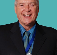 Unity, Beauty & Service: Jack Lenz’ 3 Themes for Every Artist