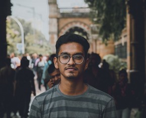 La práctica bahá’í de resiliencia constructiva