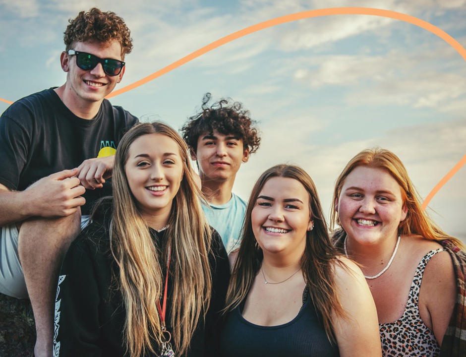 Aprovechando el poder de la juventud para ayudar a los estudiantes sin hogar