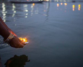 The Oneness of Religion in the Hindu Advaita Vedanta