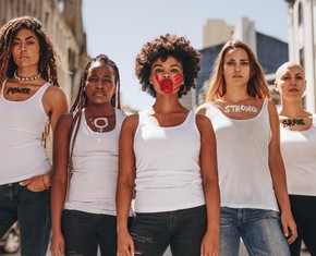 6 Unique Ways the Baha’i Faith Gives Women Agency