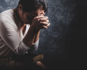 3 oraciones bahá’ís por una humanidad que sufre