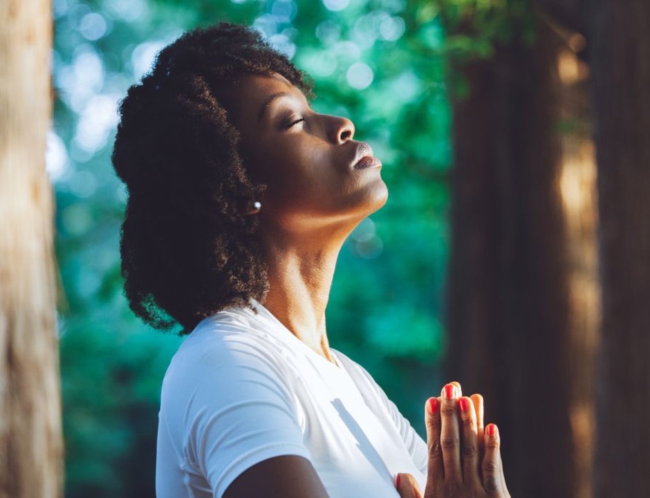 How to Meditate Spiritually: 9 Tips for Beginners