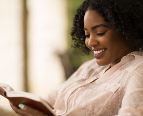 Historias inspiradoras sobre cómo encontrar la alegría y la felicidad