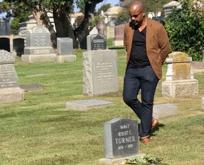 Artist Masud Olufani Honors the First African American Baha’i