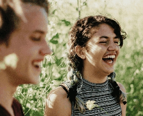 Enamoramiento y rechazo: redefiniendo la ’Friend-Zone’