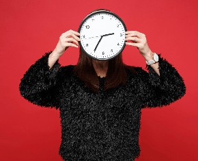 Intercalary Days: Gazing Beyond the Curve of Time