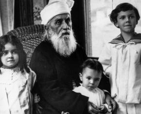 Abdu’l-Baha: He Lived To Serve Humanity