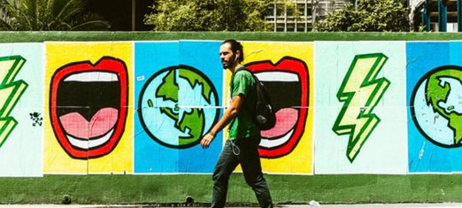 Los artistas hacen brillar una luz sobre la verdad