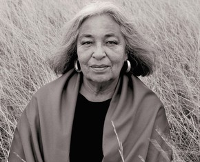 Patricia Locke’s Dual Belief in White Buffalo Calf Woman and Baha’u’llah