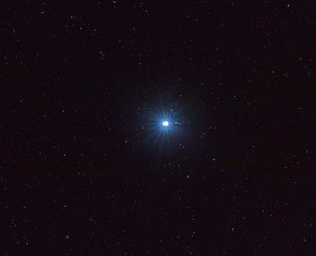 Sirio, signos celestiales y las estrellas gemelas bahá’ís
